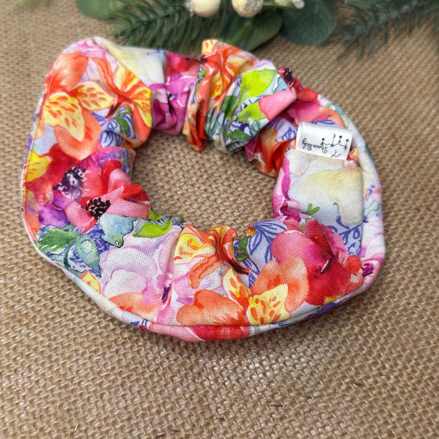 hair scrunchie patterned accessory