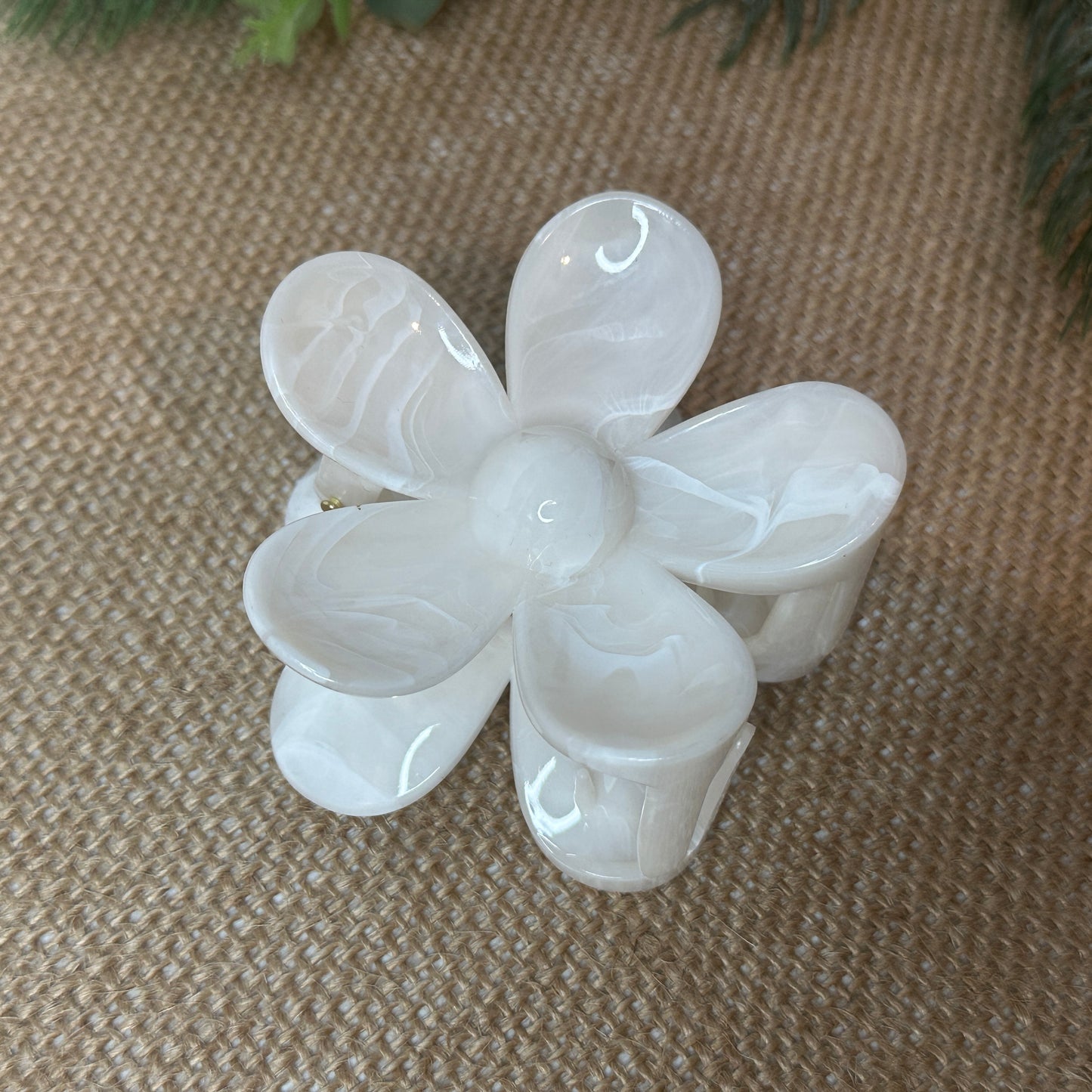 Marble Flower Hair Claw - Natural