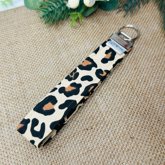 wristlet keychain accessory