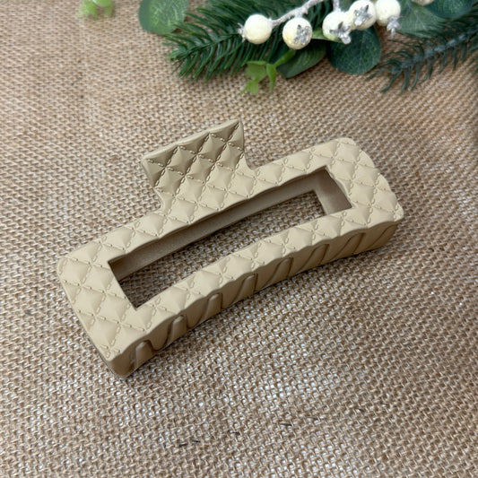 hair claw clip accessory